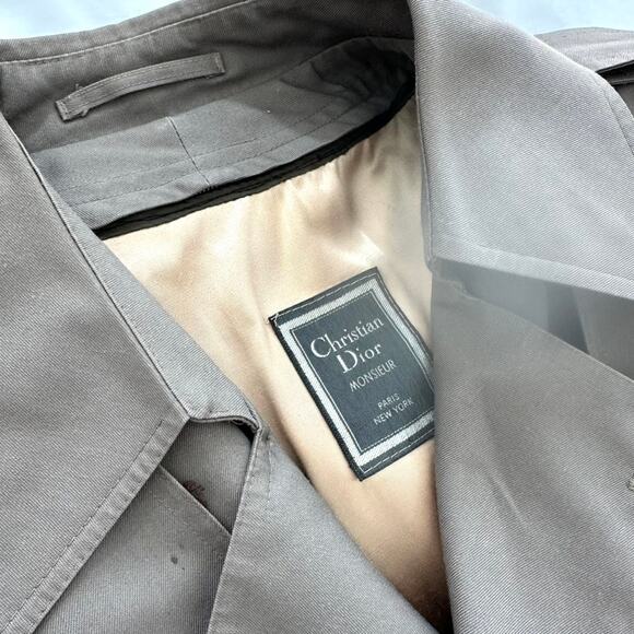 Vintage 1970s Christian Dior Trench Coat, Size 40S - Picture 14 of 16